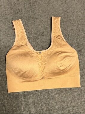 Breezies Active Comfort Seamless Wirefree Contour Bra